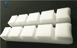 面罩海綿上的海綿除了吸汗還有什么作用？