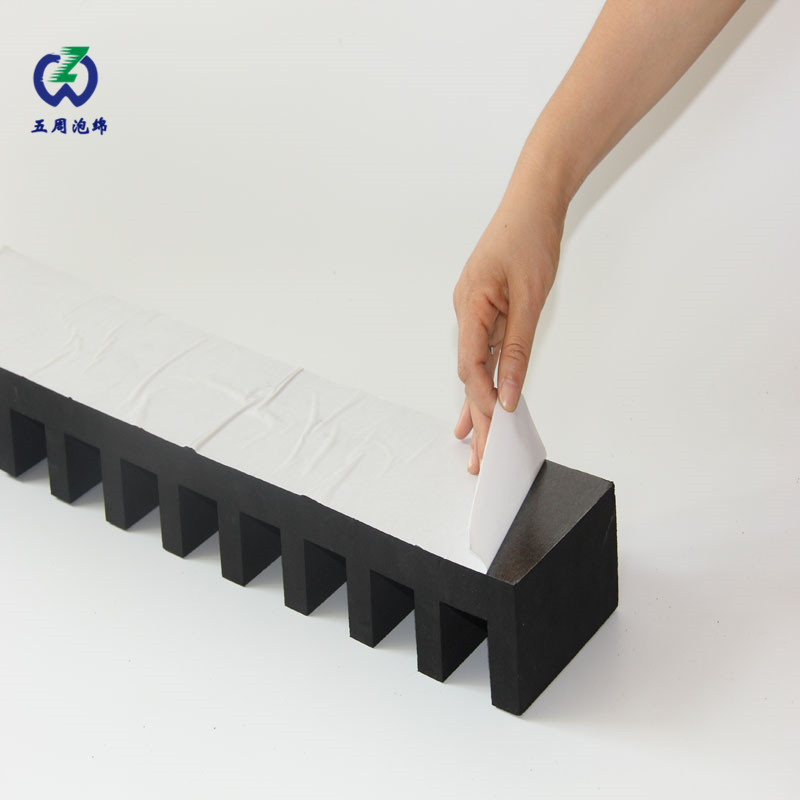 如何定義防火eva內(nèi)襯？