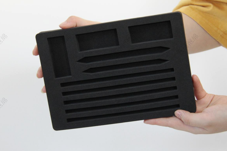 高密度PU海綿的制造工藝與性能優(yōu)勢(shì)詳解