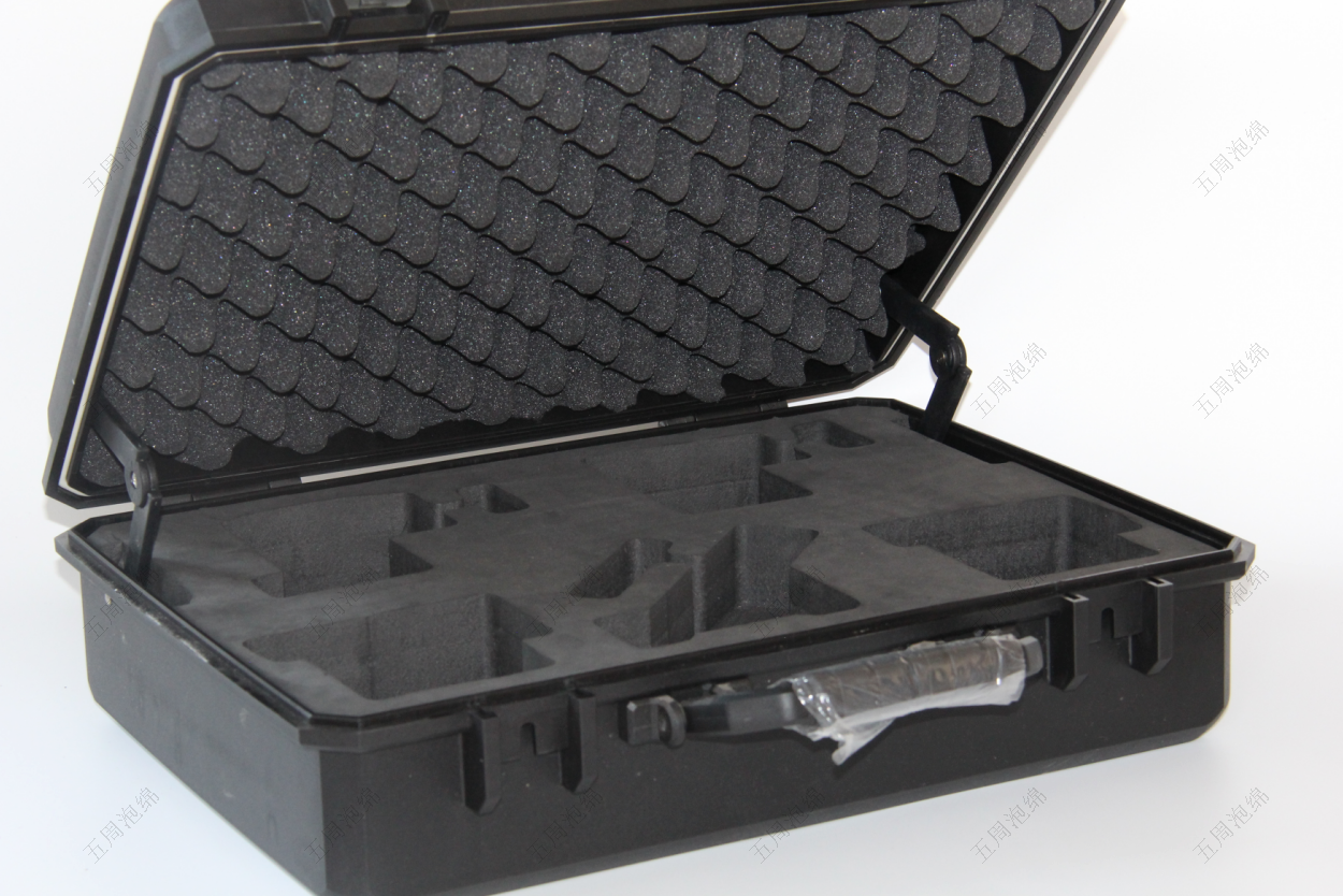 為什么電子產(chǎn)品包裝都愛用EVA泡棉內(nèi)襯？揭秘三大核心優(yōu)勢