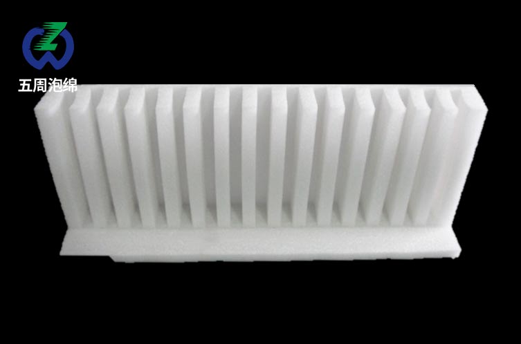 創(chuàng)新驅(qū)動服務(wù)，定制成就價值??