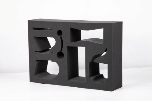 PU 海綿內(nèi)襯在醫(yī)療包裝領(lǐng)域的應用：安全防護與合規(guī)要點