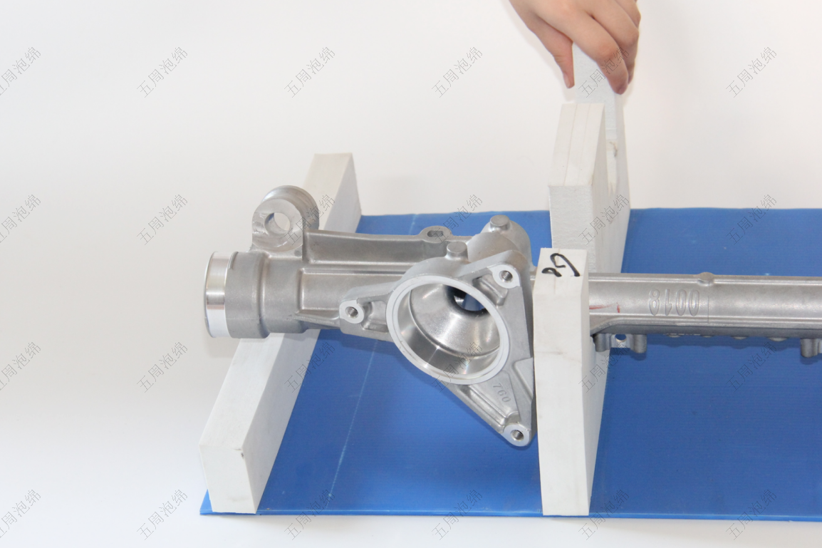 汽車轉(zhuǎn)向器 EVA 內(nèi)襯：工業(yè)級防護(hù)與定位支撐的專業(yè)方案